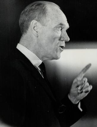 Mitchell Sharp