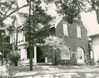Algonquin Avenue, northwest corner of Indian Road, Toronto, Ontario