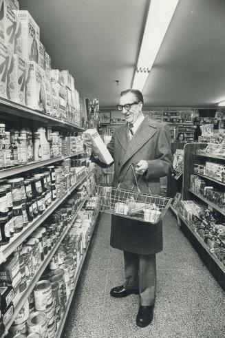 Founder of Beckers stores Frank Bazos