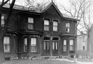 33-35 Oak Street