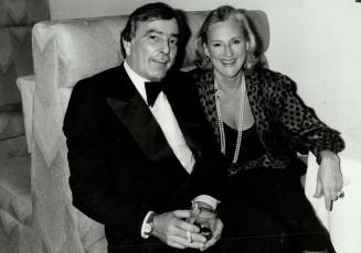 Left, investment company president Vittorio Biasi and real estate tycoon Sis Bunting Weld enjoy the festivities.