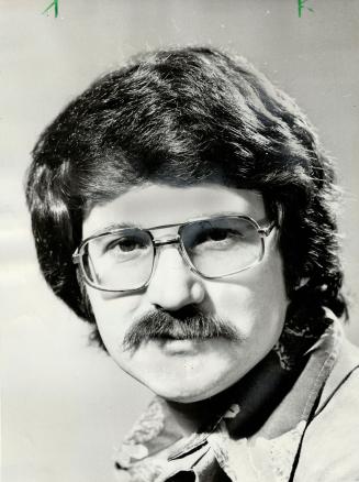 Reginald Bibby: Sociologist says Evangelists get few unchurched converts.