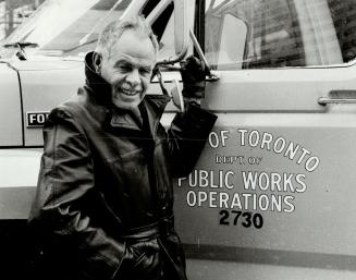 Sometimes called the most powerful man in Toronto, because he can get things fixed fast, works commissioner Ray Bremner says he doesn't play politics with city aidermen: 'I would never try to get a politician through his constituents.'