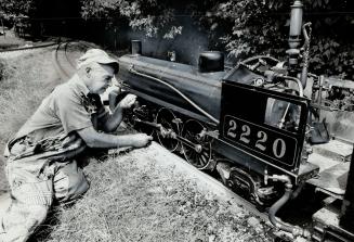 Retired Railroader, Alfred Bunker, who died this week, built and ran a 9-foot scale model of the engine he operated as an engineer and fireman for Canadian Pacific for 44 years. He started out cleaning engines 11 hours a day.