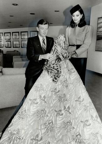 Jim Chestnutt and model display fabrics