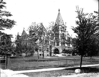 Victoria College