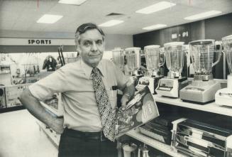 Veteran Merchandiser Chuck Drury is heading an ambitious expansion in the catalogue showroom business by Shop-Rite, a division of Hudson's Bay Co. Sho-Rite will open 30 sales rooms next month, several in the Toronto area. More units under banners of Woolco, Cardinal and Consumers Distributing will push sales over $200 million.