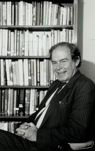 Dr. Edward de Bono: Internationally renowned creative thinking expert.