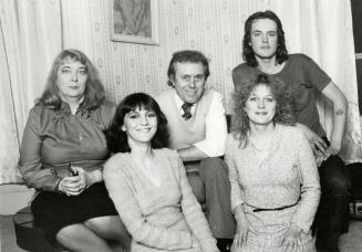 The di Vetos: From left are Marie, Dana, Norm, Andrea and Tony. Dana first met Barry Sullings on a train from Vancouver but lost contact with the dying teenager. After six months of searching, she found him and used to visit him in Toronto every weekend u