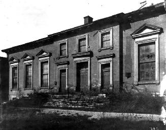 Abandoned Parliament Buildings, Front Street