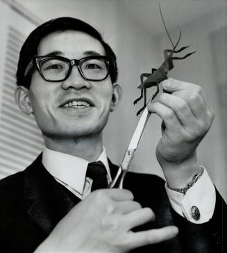 Bugs About Bugs, Masatoki Hirooka is a visitor to Toronto from Japan known for his hobby of fashioning insects out of paper with his scissors