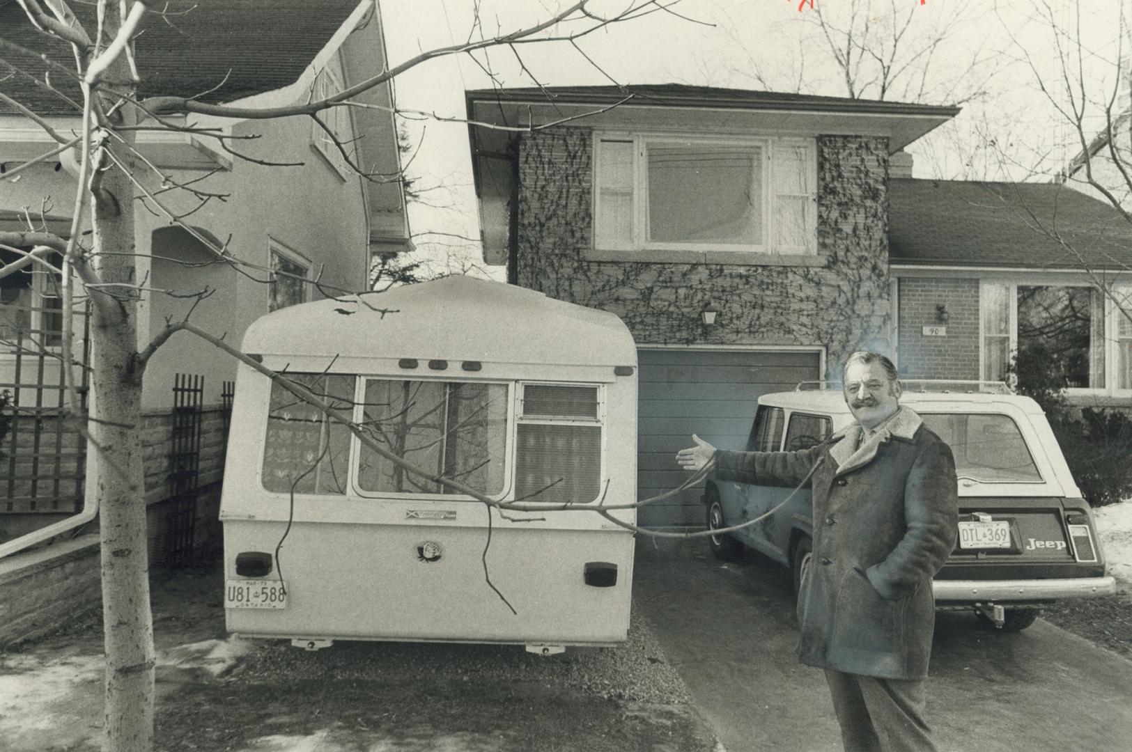 A bylaw is being broken by George Levitt in Etobicoke because he insists - and has done so since last April - on leaving his house-trailer in front of his Burnhamthorpe Rd