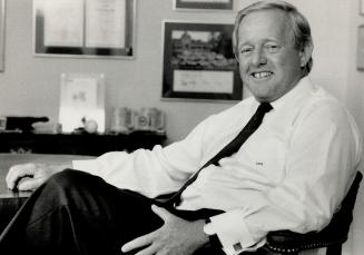 Fundraising leader: Consumer's Gas president Robert W