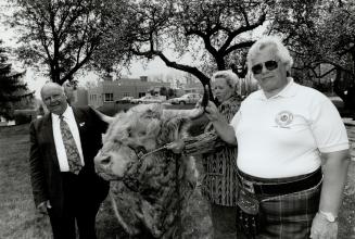 Russ Miller (left) (Halton Hills mayor) Jim Christie (right) Pilar Deines (centre