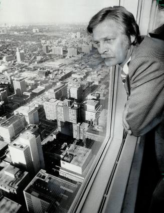 Observation gallery on 57th floor of Commerce Court opened Monday with highest view in Toronto