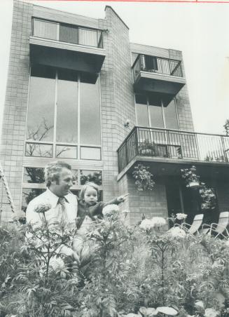 Concrete block construction used by Toronto architect Alex Skourides in his $200,000 Ellis Ave