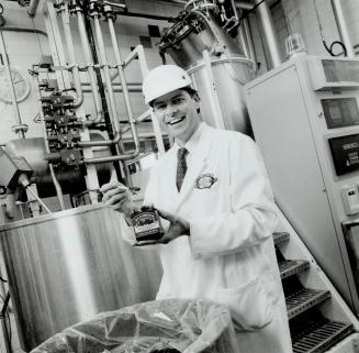 Optimistic Canner: Lew Smith, owner and president of 109-year-old E. D. Smith and Sons Ltd., says free trade gave his company spunk.