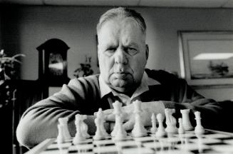 Checkmate: Joseph Smolij, 71, a former world chess champion, is moving to Berlin to live with his sister.