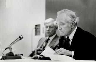 End of another round: Gerald Stoner, right, chairman of the Restrictive Trade Practices Commission listens to testimony that ended the commission's cross-Canada tour this week