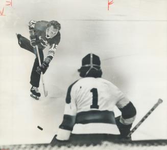 Now Evel's a hockey player