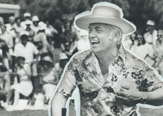 Ted Knight: He comes up smiling again after flopping in a TV series and in a Broadway show