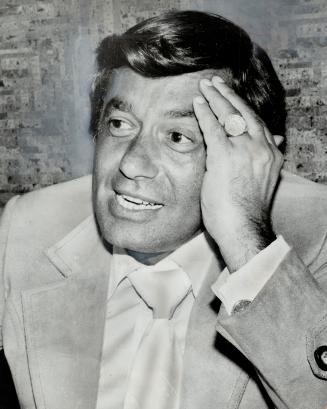North York Mayor Mel Lastman says he'll go to jail rather than require any resident to live next to a convict in a group home.