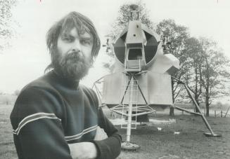 Sculptor Bill Lishman is trying to sell his 23-foot model of the lunar-lander Eagle to a museum, if he doesn't, he says he'll move his family into it when government expropriates land near Brougham for the proposed new airport