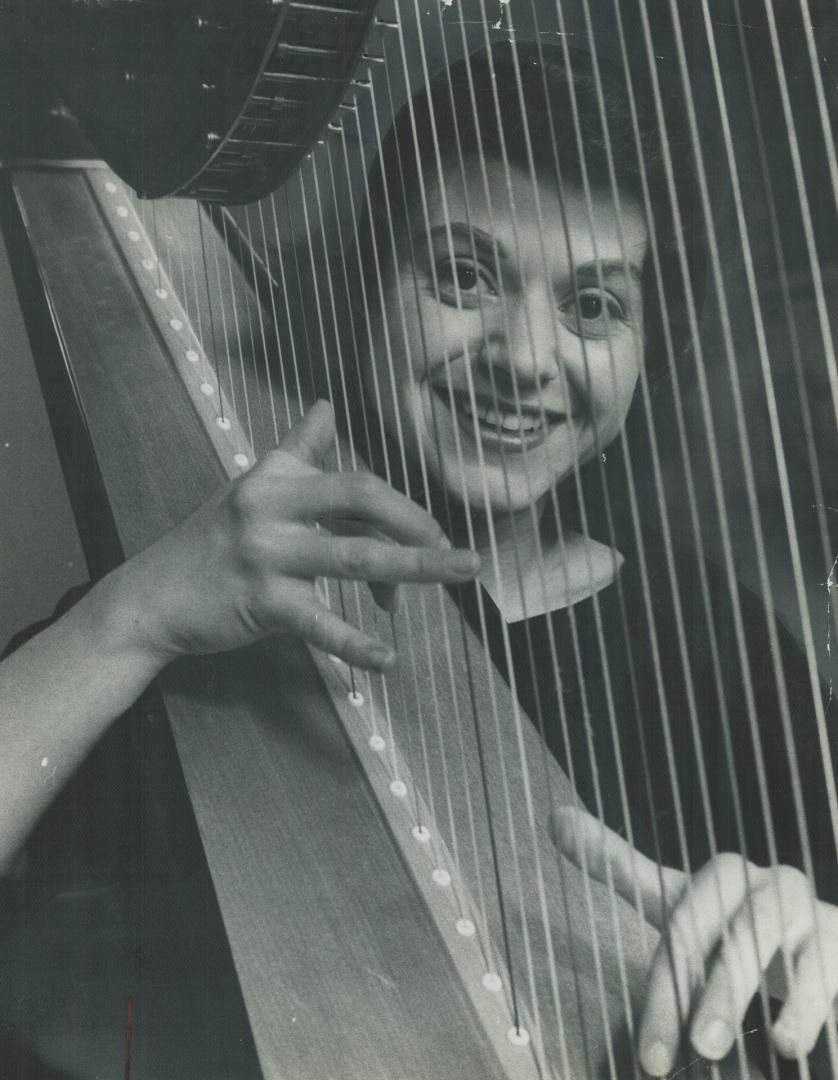 Judy Loman. Harpist has two children