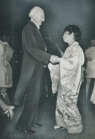 Dancing it up at angles' ball
