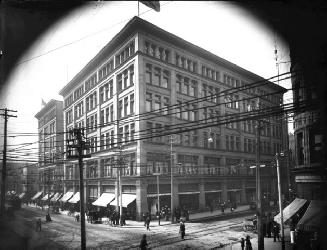 The Simpsons Building, Queen Street West and Yonge Street