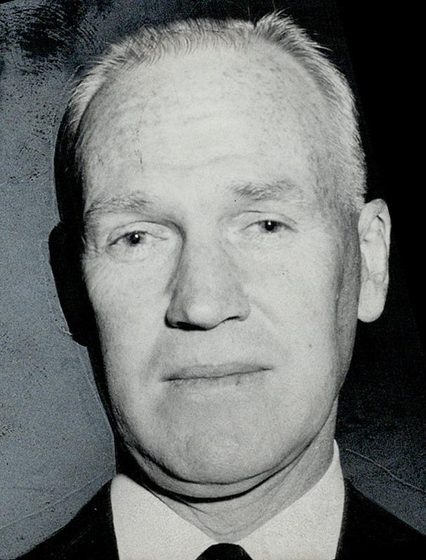 Mackey, James (Portraits)