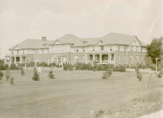 Students residence at Kemptville, Ont.