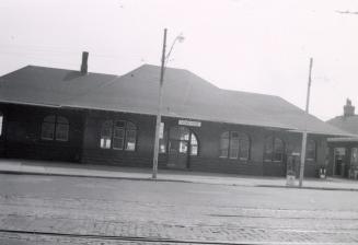 Sunnyside Railway Station (Canadian National Railways), King Street West, south side, opposite Roncesvalles Avenue, Toronto, Ontario.