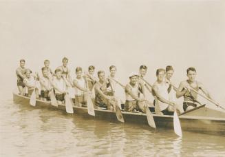 Balmy Beach Canoe Club, men's junior war canoe team, Toronto, Ontario