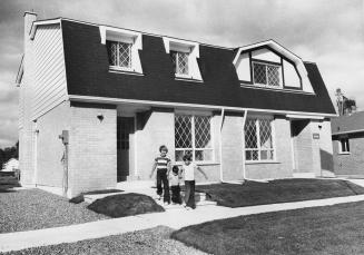 Two semi-detached houses, Alliston, Ontario