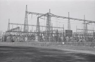 Ontario Hydro, station, Millwood Rd., north side, west of Overlea Blvd., Toronto, Ont.
