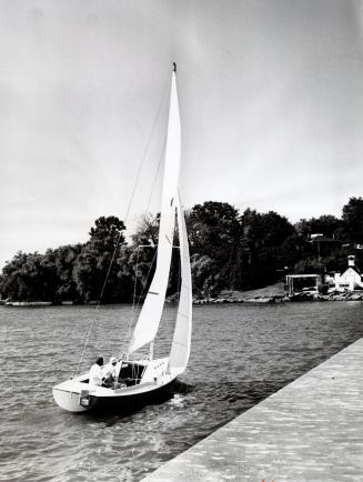 Sailboat in Bronte Harbour. Bronte, Ontario