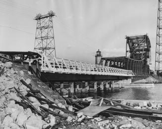 New section at north end and Burlington Canal Lift Bridge at south end., Burlington, Ontario
