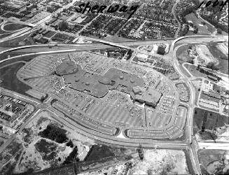 Sherway Gardens Shopping Centre, Highway 427 and Evans Avenue