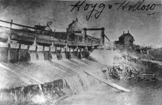 Historic photo from 1900 - Dam at Hoggs Hollow in the West Don River in Hoggs Hollow
