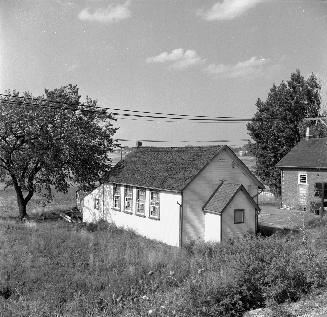 Eatonville Public School (1827-1870), Highway 427, northwest corner Bloor Street West