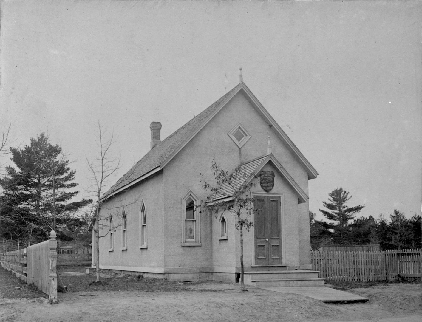 Emmanuel Presbyterian Church, Main St