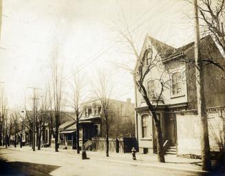 Elizabeth St., west side, south from College St