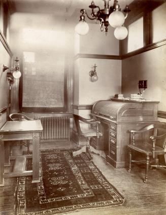 Telegram Building (1900-1963), interior, chief editor's room