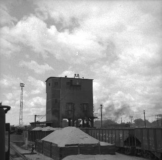 C. P. R., Lambton Yards, St. Clair Avenue West, south side, between Runnymede Road & Jane Street, coal chute, Toronto, Ontario