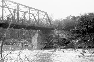 Humber River, Old Dundas St. bridge, looking southwest, Toronto, Ontario