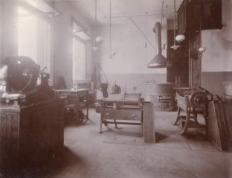 Telegram Building (1900-1963), interior, stereotype room