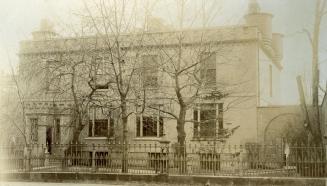 Historic photo from 1890 - Gate and turrets of Holland House or "The Castle" in Financial District