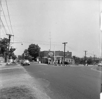 Six Point Tavern, Dundas Street West, south side, east of Bloor Street West, looking north east along Dundas St