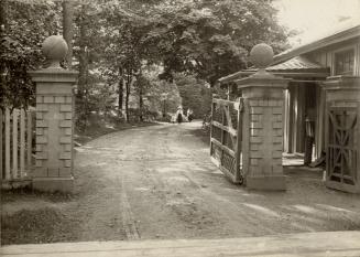 Historic photo from 1900 - Lodge and entrance to John Fisken house - Lawton Park. Near where Christ Church Deer Park  is now in Deer Park